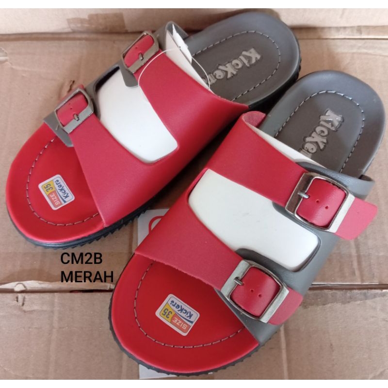 Sandal remaja kekinian, sandal remaja pria, sandal murah, sandal remaja pria terbaru, sandal kekinia