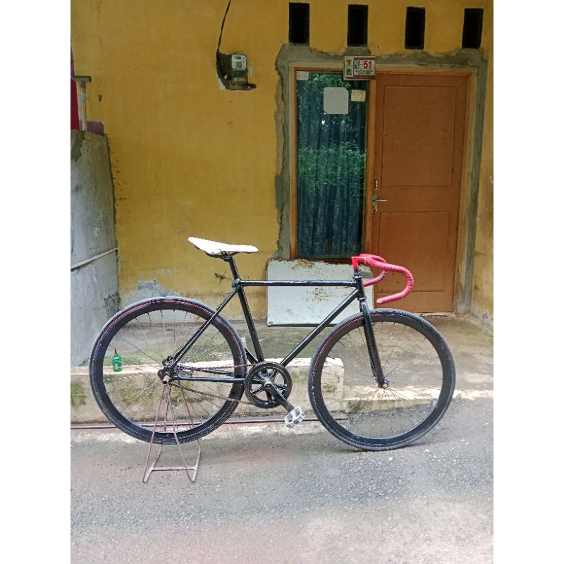 sepeda balap fixie