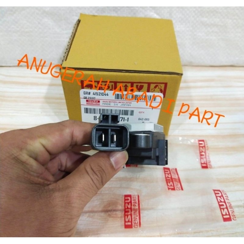 IC REGULATOR IC ALTERNATOR ISUZU NKR71 NMR71 KAKI 2 ORIGININAL