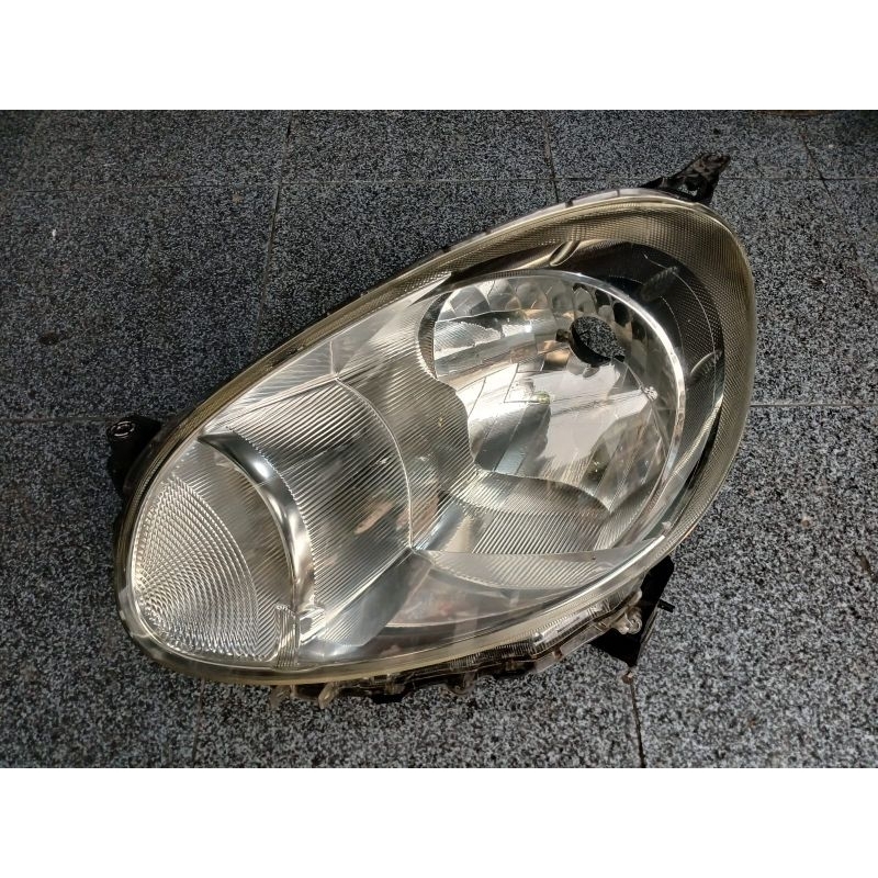 Headlamp nissan march kiri