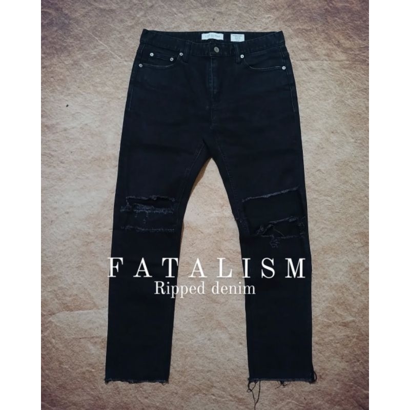 jeans FATALISM bahan denim ripped model slimstright bekas second preloved