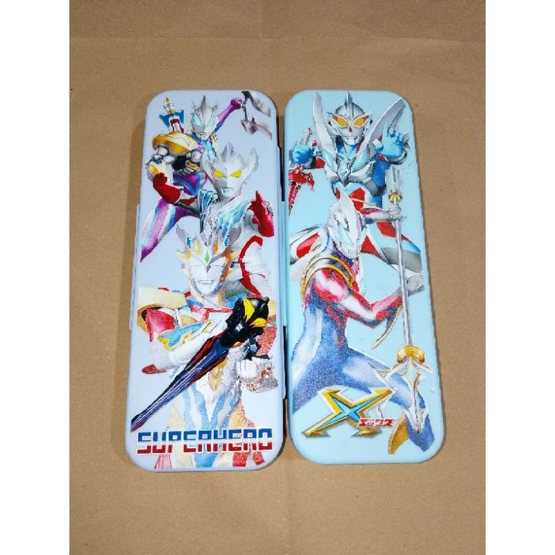 

KOTAK PENSIL KARAKTER COWOK