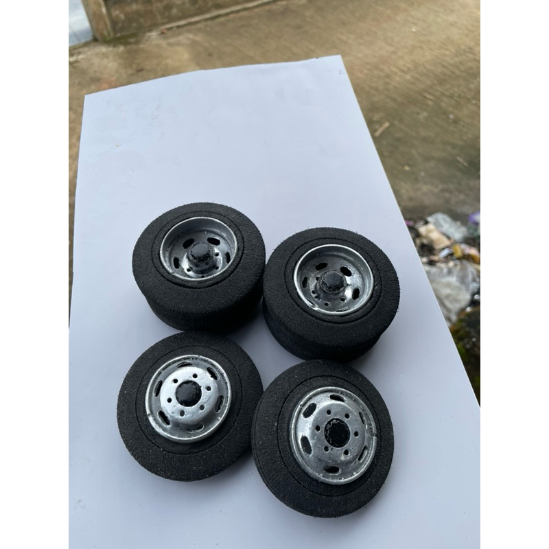 BAN MINIATUR truk canter/giga skala 12