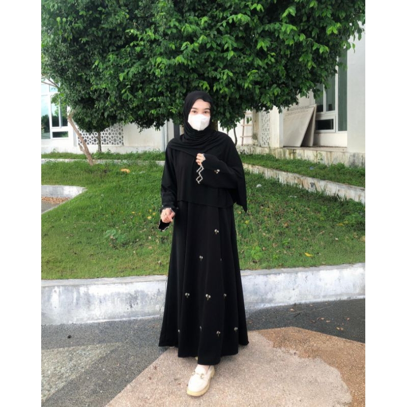 Naura Abaya