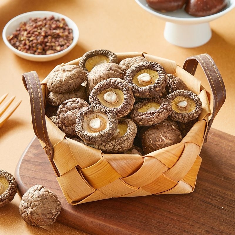 

Jamur Shintaki Hiko Dried Mushroom Xiang Gu 100 Gram