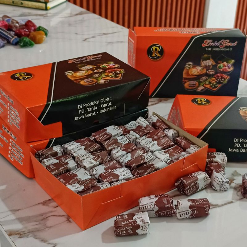

Dodol garut coksu kemasan dus 1kg