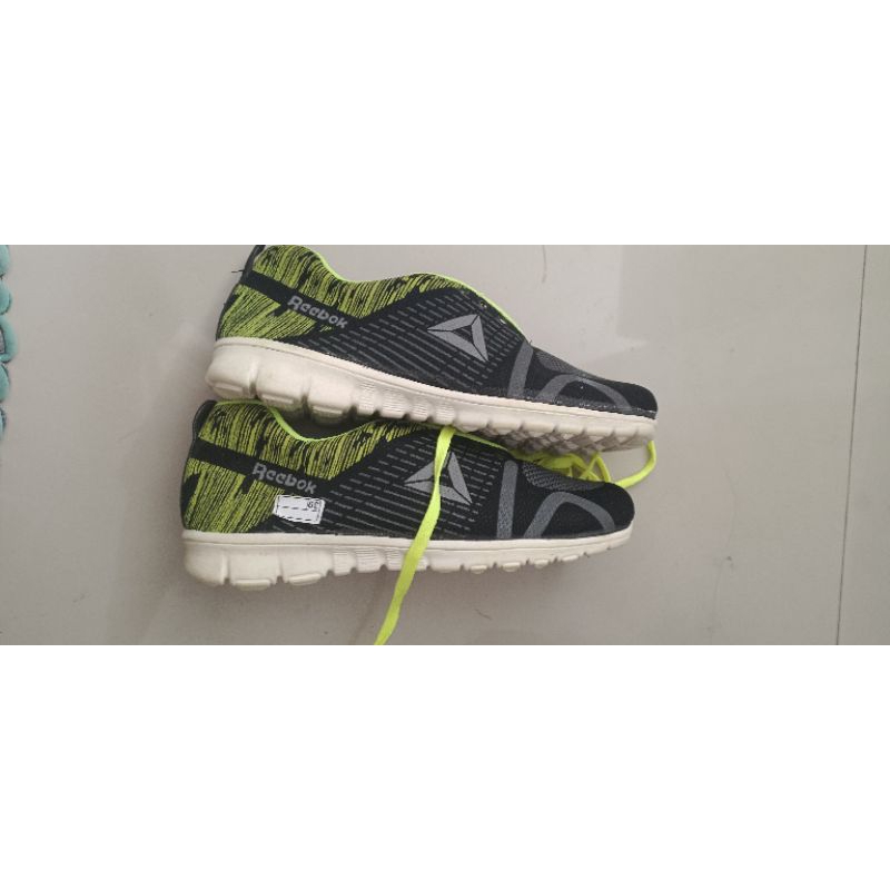 Sepatu Sale Toko