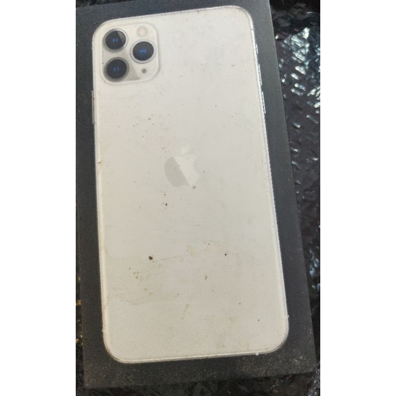 

kardus/ kotak iPhone 11 promax