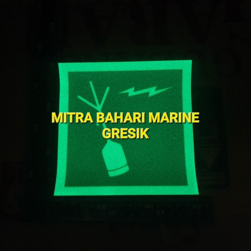 

Stiker IMO Symbol IMPA 334064 EPIRB Ukuran 15x15cm Glow In The Dark