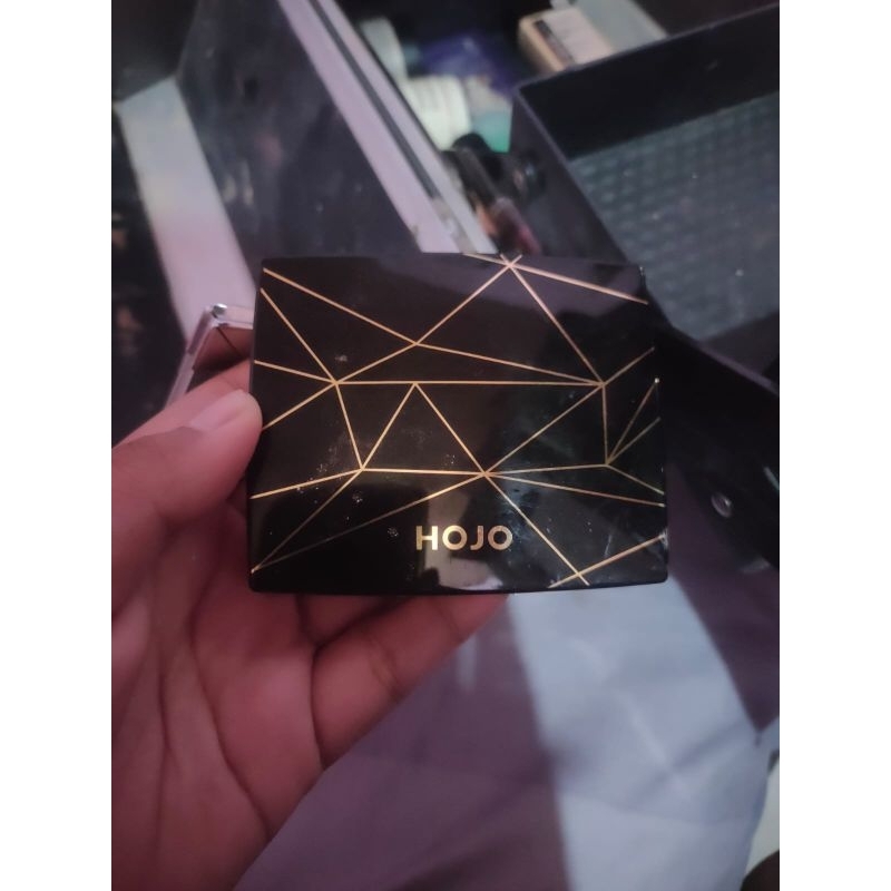 PRELOVED HOJO HIGHLIGHTER SHADE GOLD