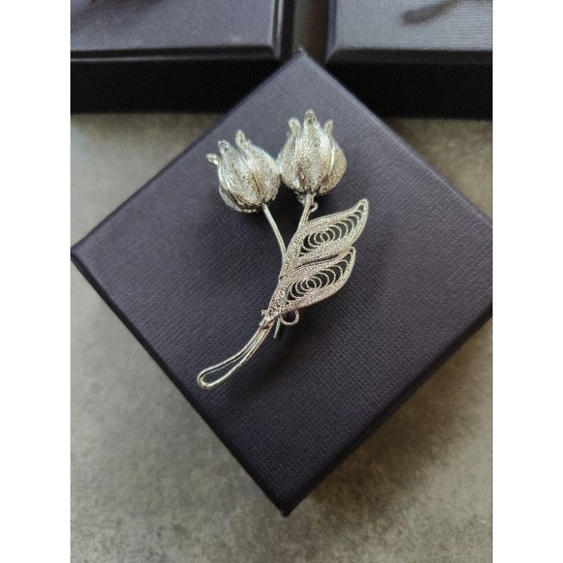 Bros bunga tulip/ Bros lapis perak/Nros perak/Bros hijab/Bros dagu