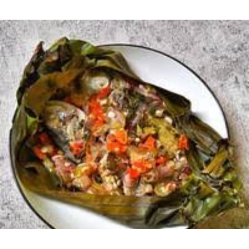 

pepes ikan asin peda