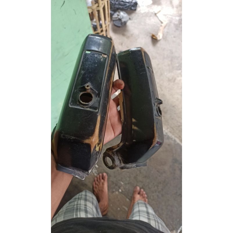 Tutup shock depan prima ori