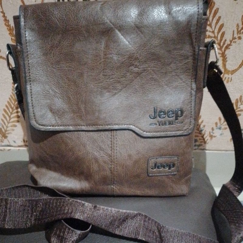Tas preloved jeep ballon