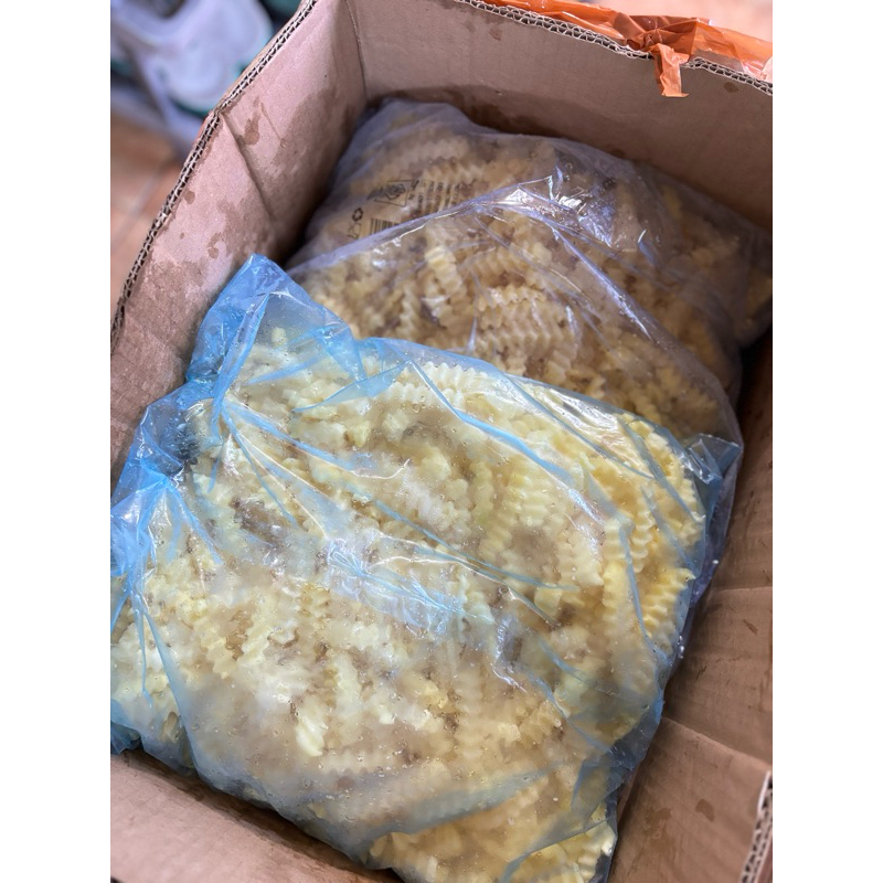 

kentang crinckle 2kg