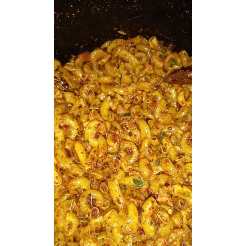 

Makaroni Kuning Seblak Kering Pedas Daun Jeruk Murah, Renyah, Rempah Melimpah