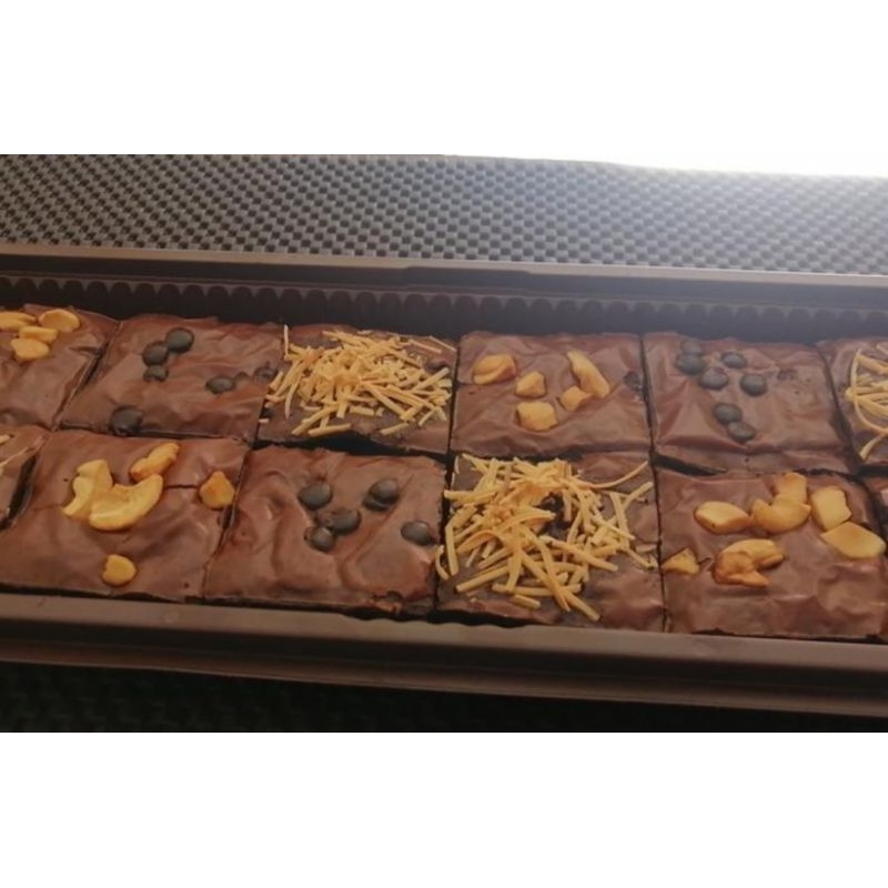 

Brownies Panggang Premium (30x10)