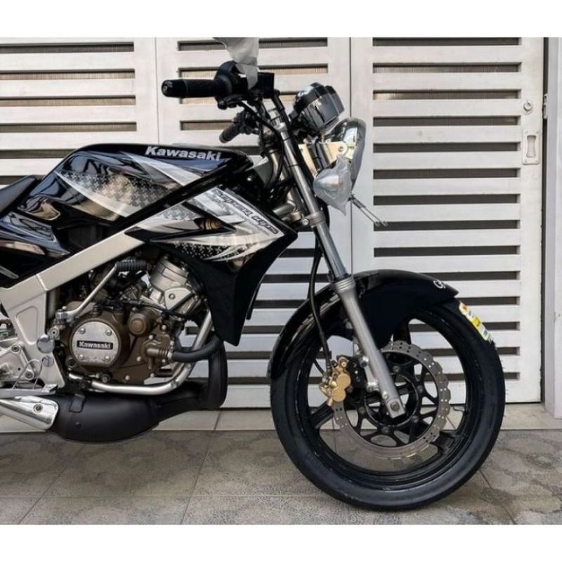Striping Stiker Kawasaki NINJA SS 2012 Hitam lis stiker standar ori Ninja ss 2012 hitam silver stike