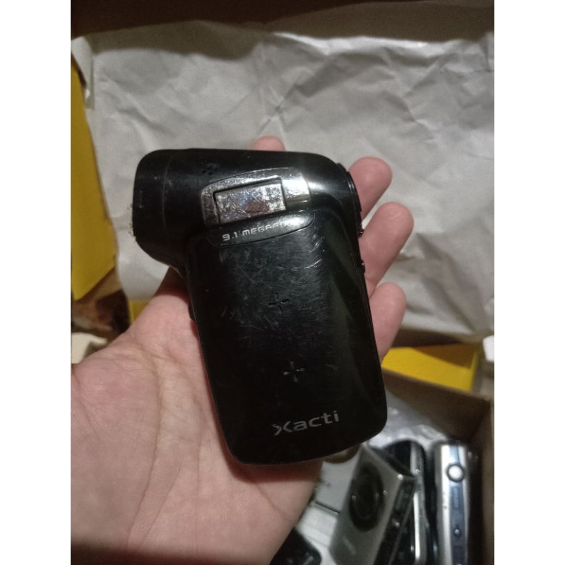 kamera digital pocket Sanyo Xacti