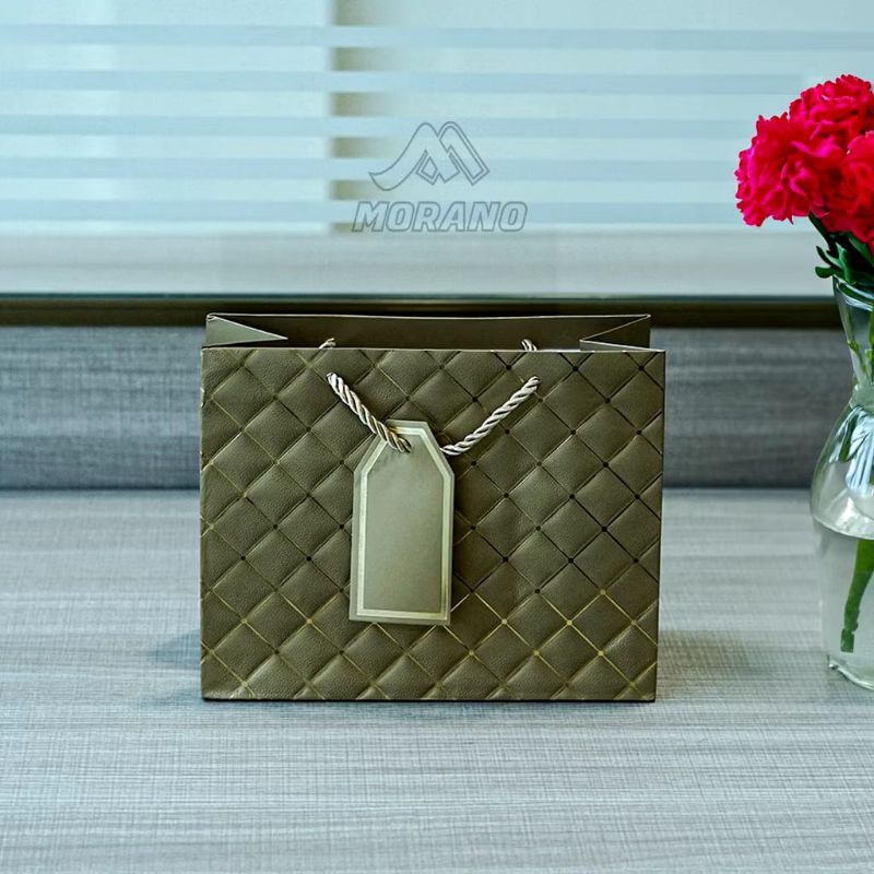 

Paper Bag Premium Motif Kotak-Kotak Horizontal Timbul / Tas Belanja / Shopping Bag /Tas Souvenir