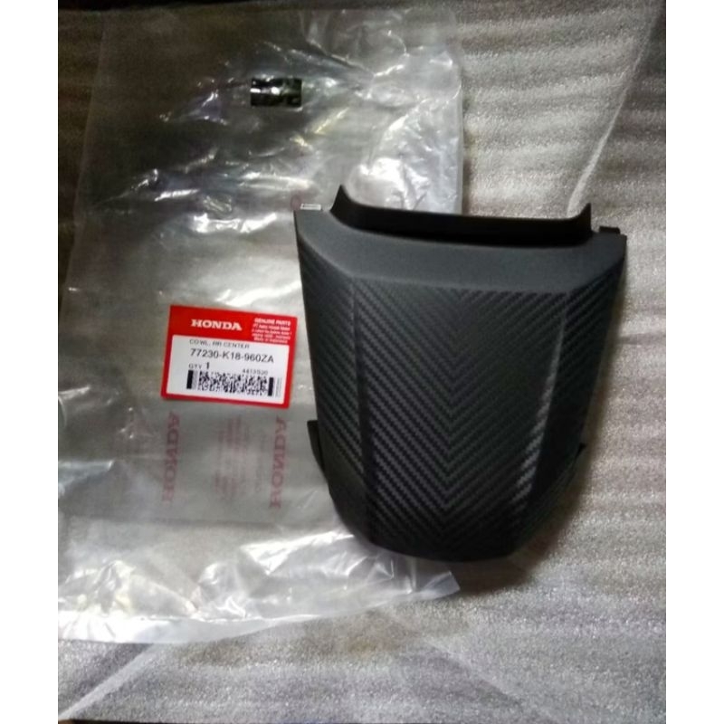 COWL REAR CENTER CB150 VERZA 77230K18960ZA COVER LAMPU BELAKANG CB150 VERZA SAMBUNGAN BODY BELAKANG 