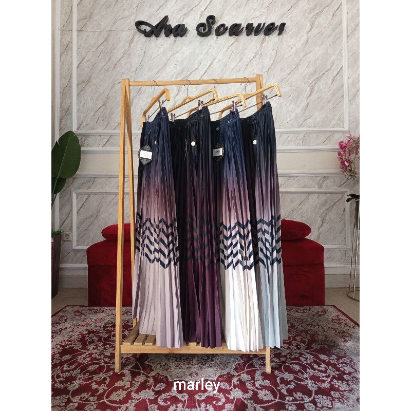 Rok Plisket Motif Rania Marley