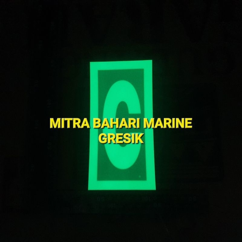 

Stiker IMO Symbol IMPA 334212, 334252 Letter C Ukuran 7,5x15cm Glow In The Dark