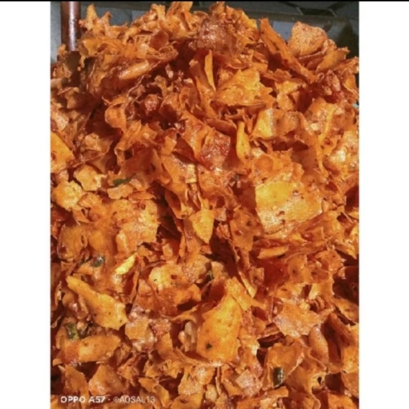 

Kripik Kriwil Pedas Daun Jeruk Cikruh 250 Gram