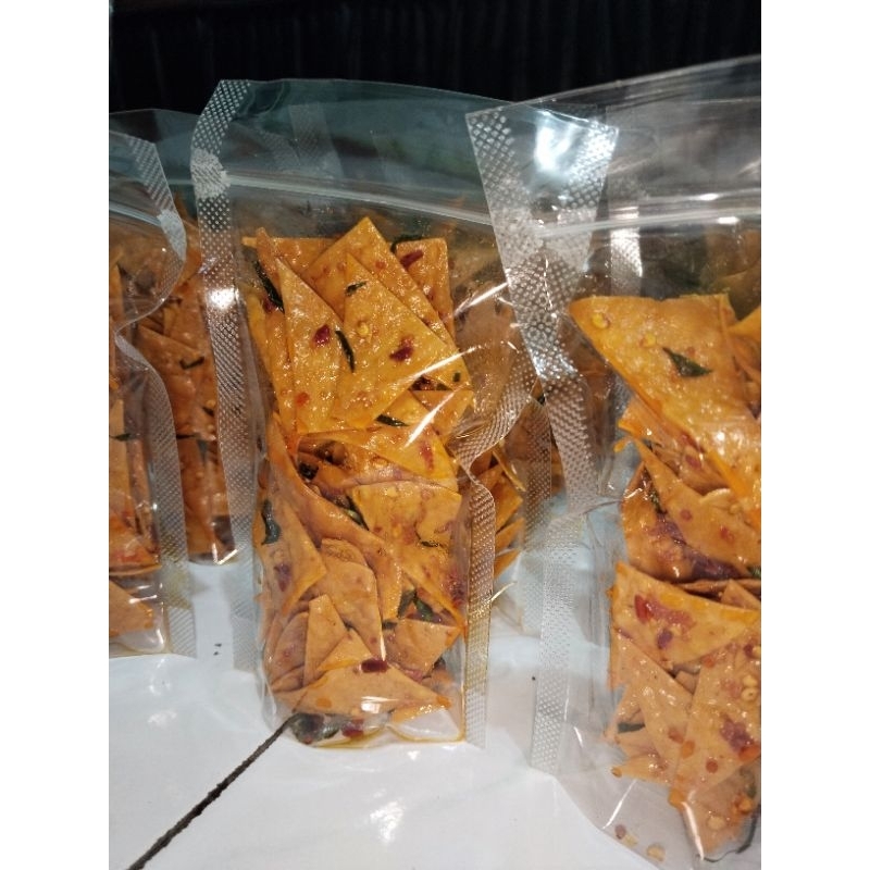 

PANGSIT CHILI OIL DAUN JERUK