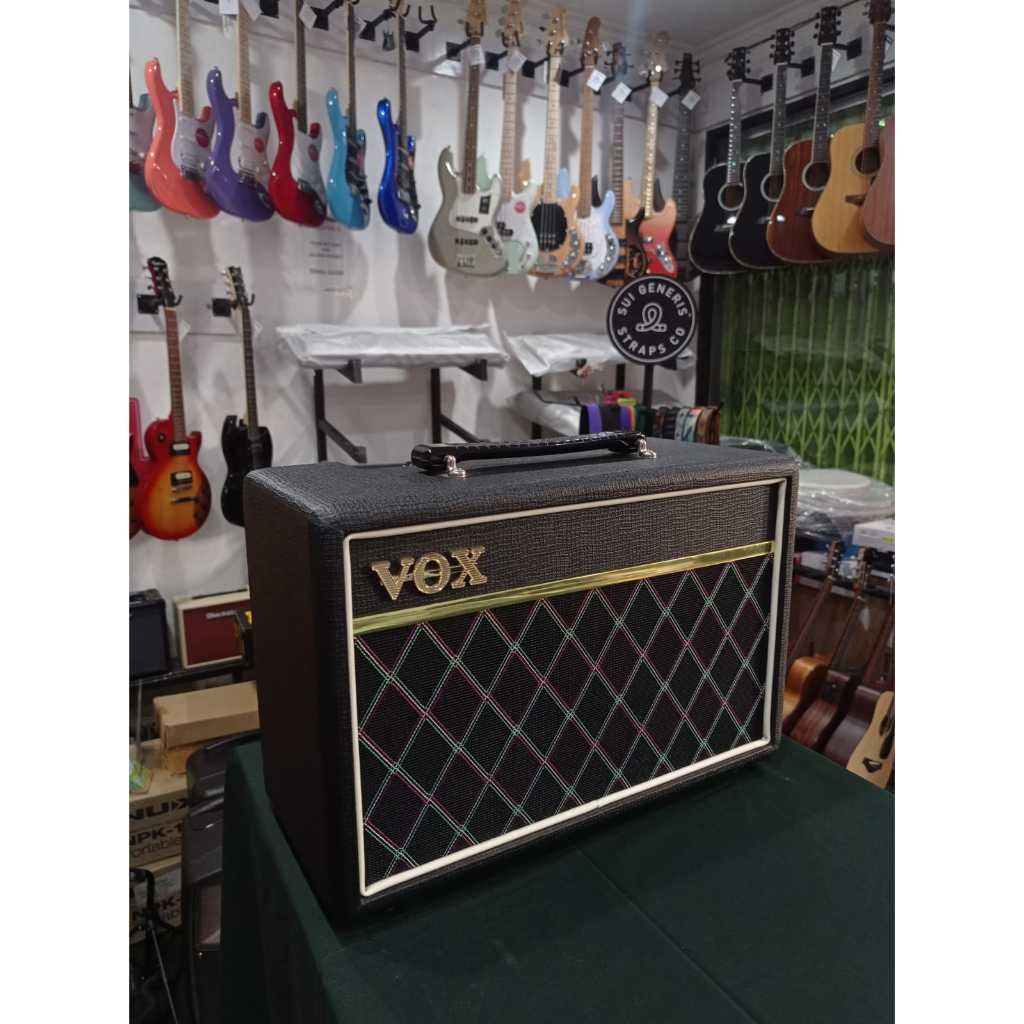 VOX PATHFINDER 10 BASS AMPLIFIER
