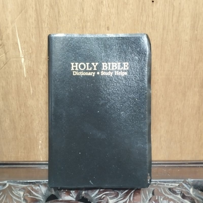 Holy Bible Dictionary Study Helps King James Version