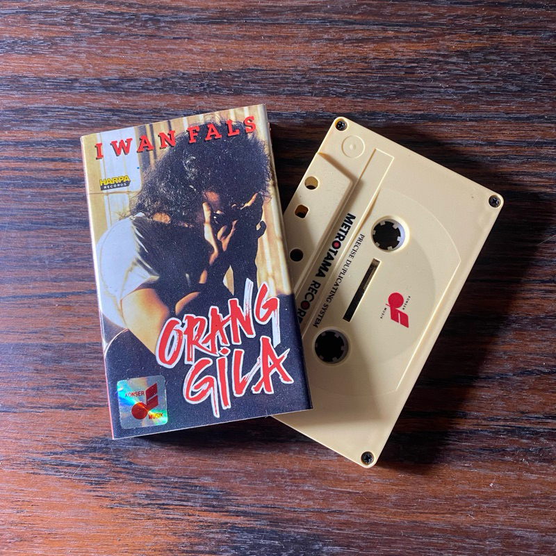 KASET PITA IWAN FALS ORANG GILA METROTAMA RECORDS