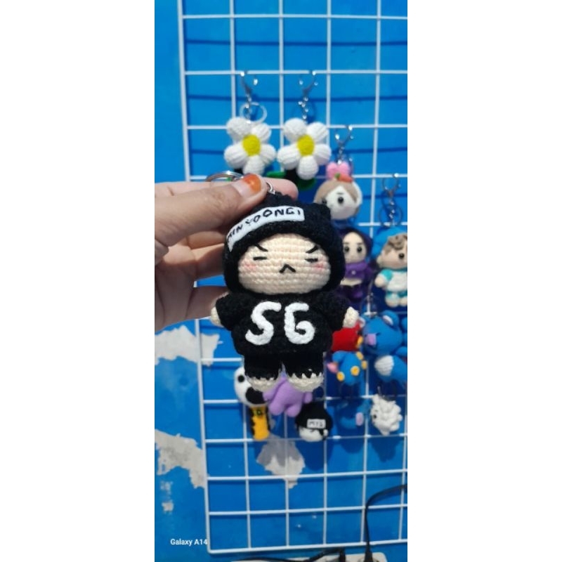 doll min yoongi gantungan kunci bts suga