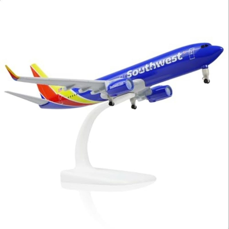 Miniatur Pesawat Southwest Airlines Boeing B737 Panjang 20Cm