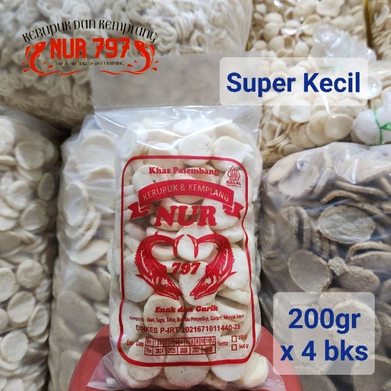 

SUPER KECIL 800 gram koin mini ikan tenggiri kerupuk dan kemplang NUR 797 khas palembang asli