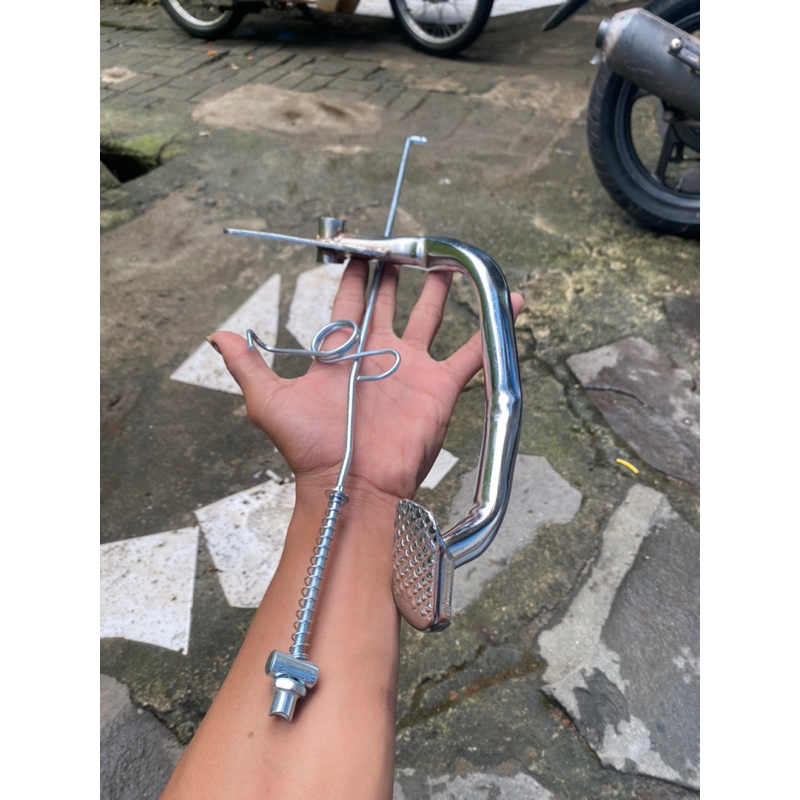 PEDAL REM BELAKANG RC 100 RC100 FR70 FR80 SHOGUNLENGKAP KAWAT PER PEDAL REM