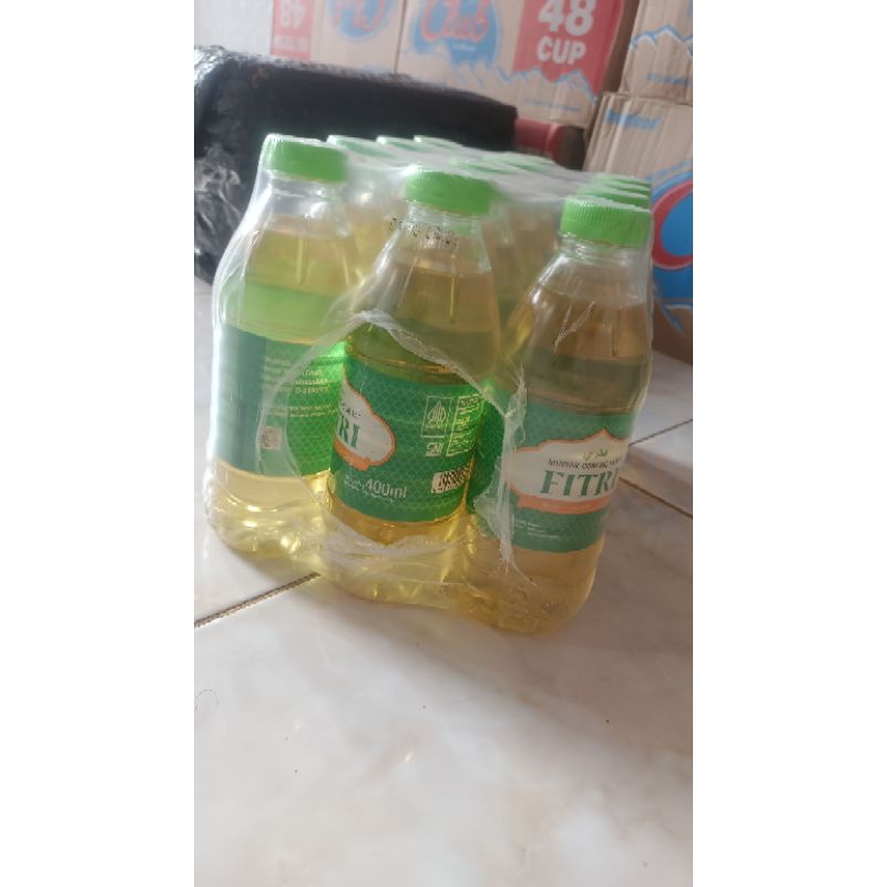

minyak goreng Fitri 400ml 1 slop isi 12 botol