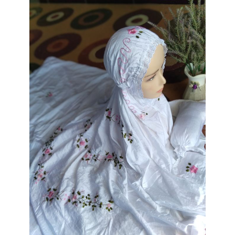 Mukena Lajuran Parasut Sulam