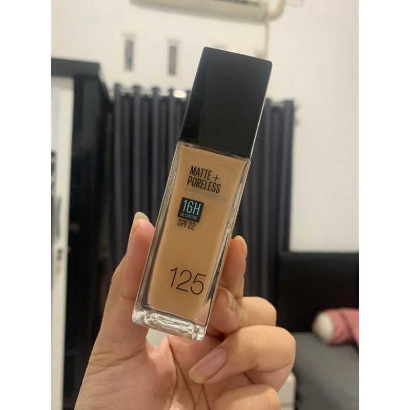 Preloved Maybelline Fit Me Foundation - 125