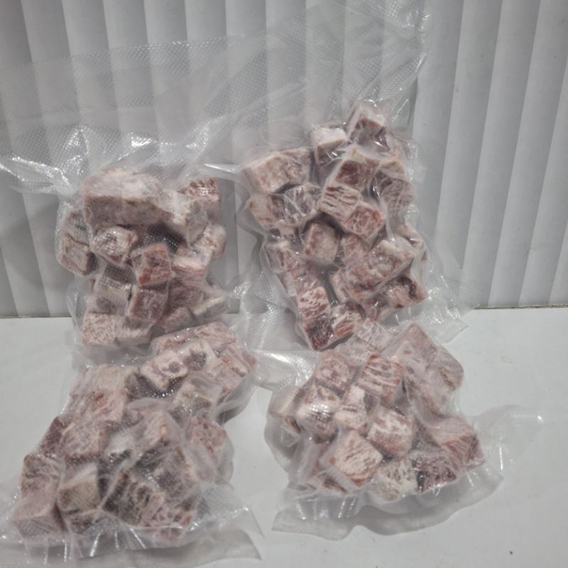 

DAGING SAIKORO FREE BUMBU DAGING KOTAK DAGING MARBLE KEMASAN 250 GRAM