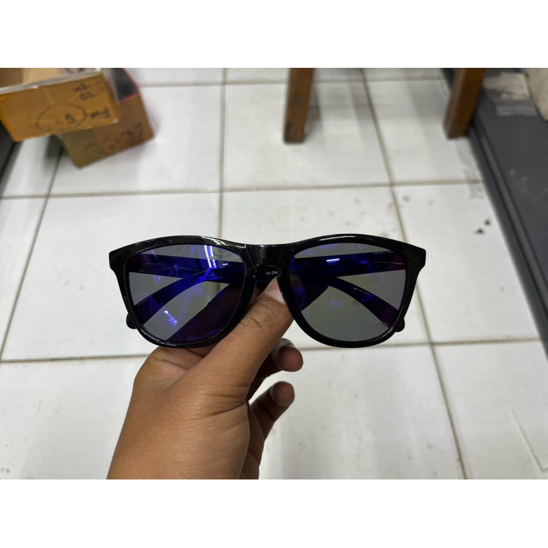 KACAMATA OAKLEY FROGSKIN SERIES KODOK LENSA BIRU KEUNGUAN second ori