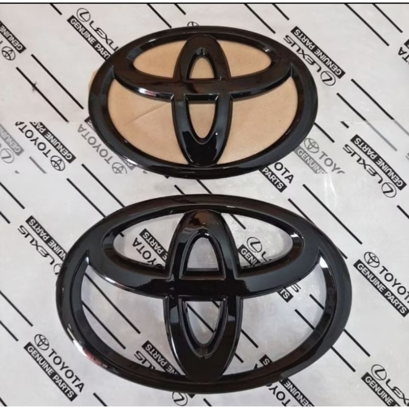 LOGO EMBLEM GRILL DEPAN  BELAKANG INNOVA LAMA GRAND BARONG  2004 SAMPAI 2015  BLACK GLOSS HITAM GLOS