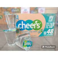 

Air mineral merk CHEERS kemasan gelas 220 ml per karton isi 48 gelas