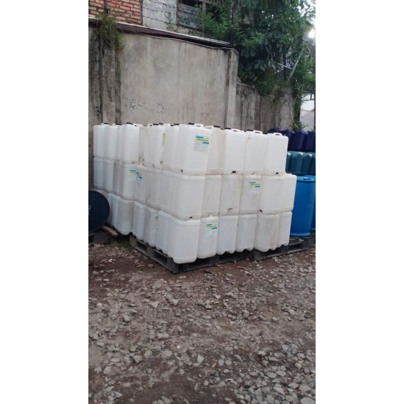 Jerigen Bekas putih 30 Liter