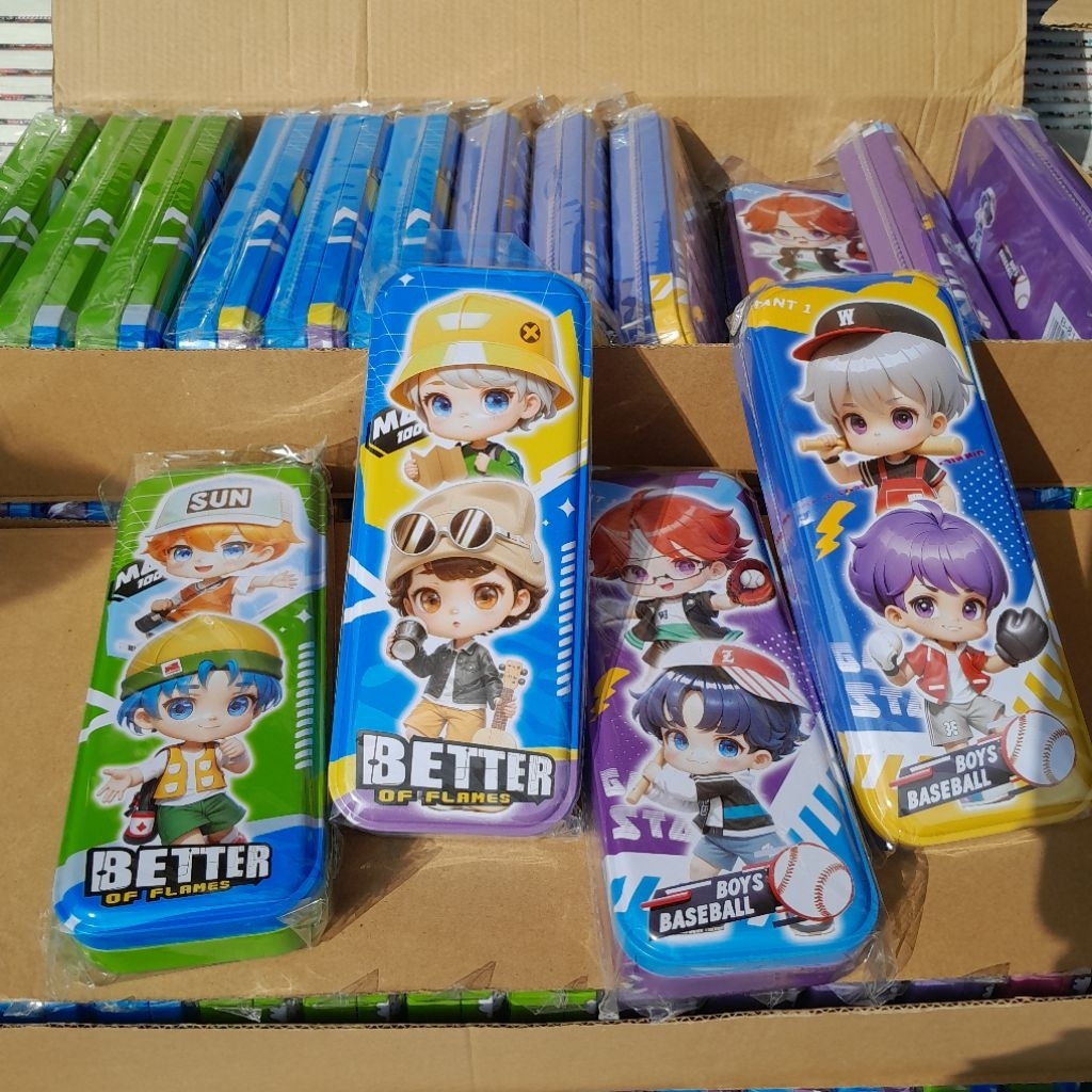 

Tempat Pensil Kaleng Motif Cowok Pensil Case Anime Murah Grosir b-807