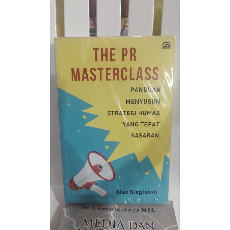 buku (bekas) the pr masterclass "panduan menyusun strategi humas yang tepat sasaran" alex singleton