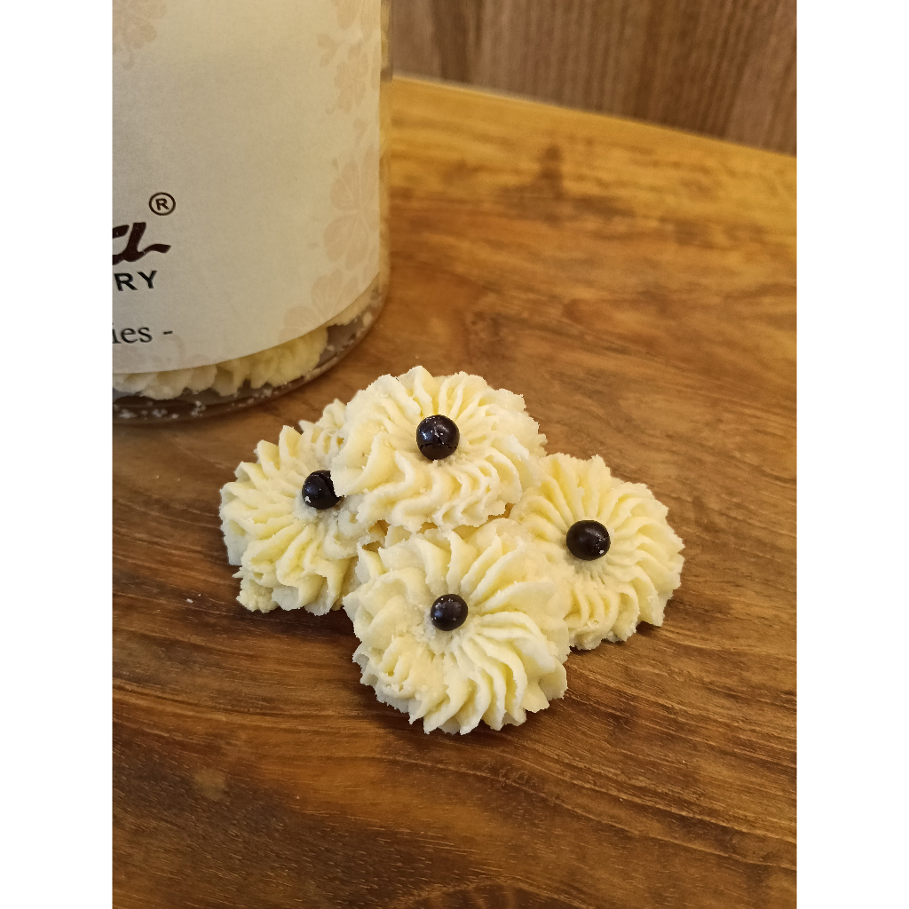 

Kue Kering Sagu Susu Premium| Maizena Cookies Renyah Enak 400gr - Rommana