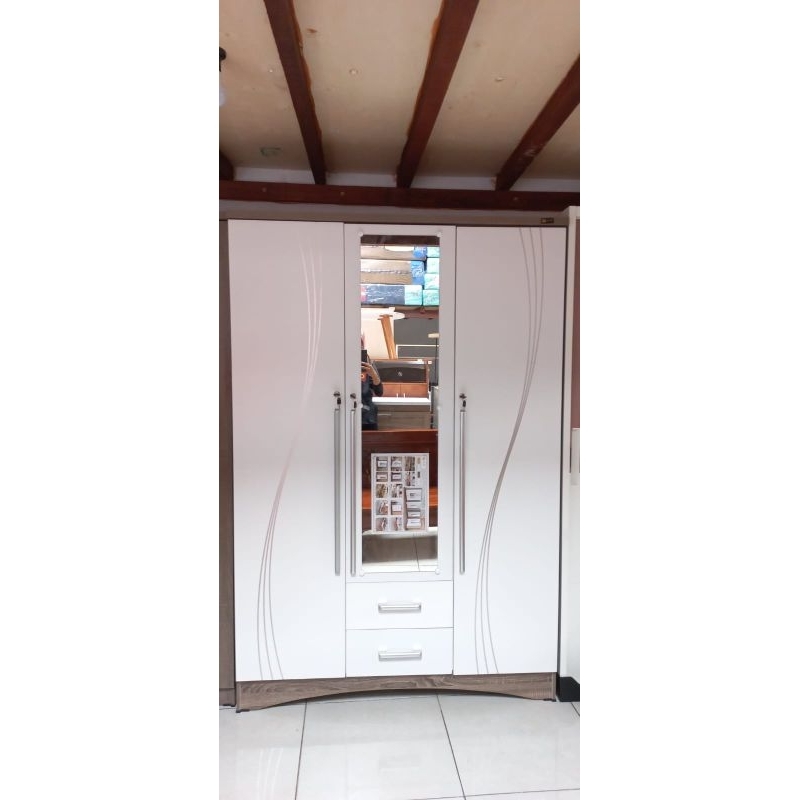 LEMARI PARTIKEL 3 PINTU NAMI