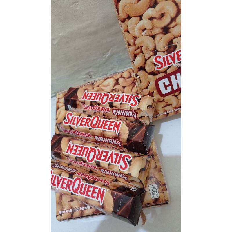 

Silverqueen Chunky 26gram Varian Cashew/Mede per Box (12pcs x 26gram)