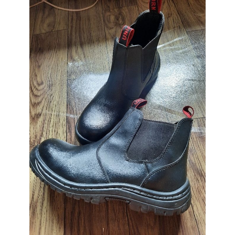 sepatu safety unicorn